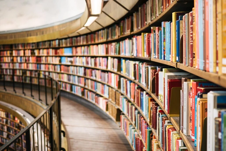 8 All-Time Sales Books You Need To Read