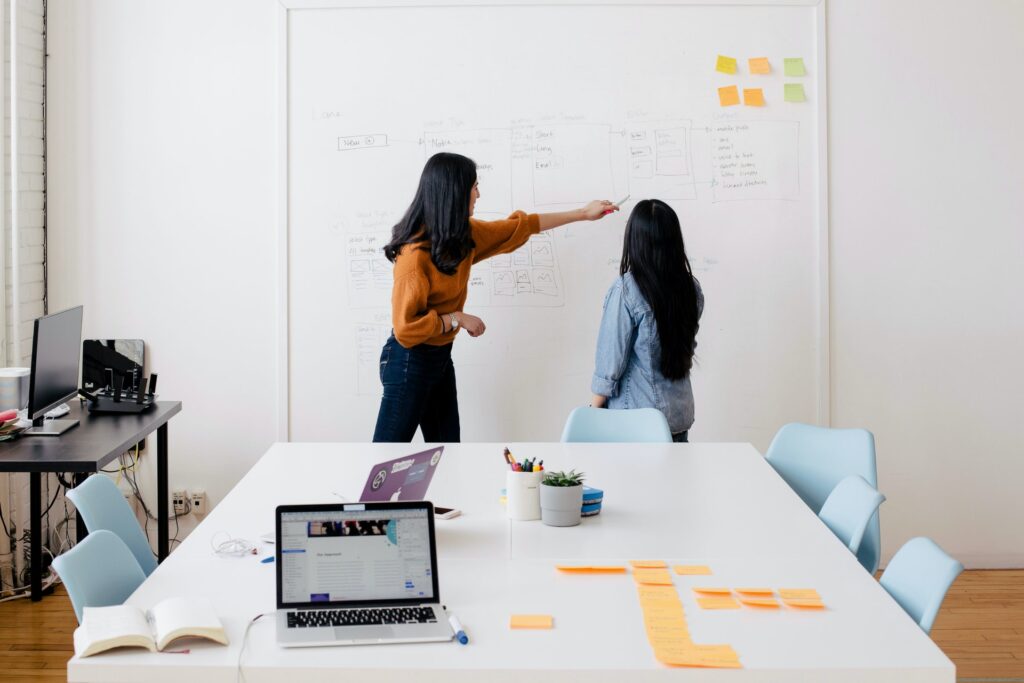 Top 9 Tools for Project Management for Remote Teams in 2025