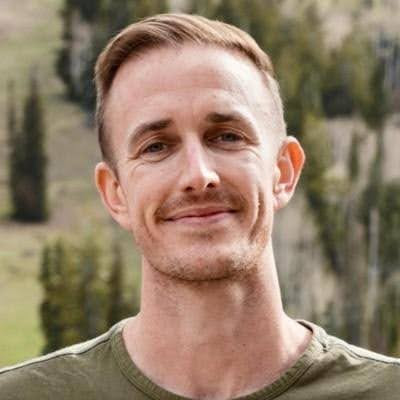 Flowlu Author - Ryan Robinson, Blogger
