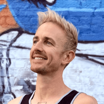 Flowlu Author - Ryan Robinson, Blogger
